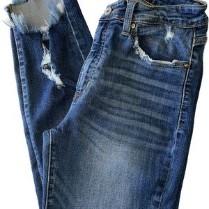 Kancan distressed jeans size 9/28